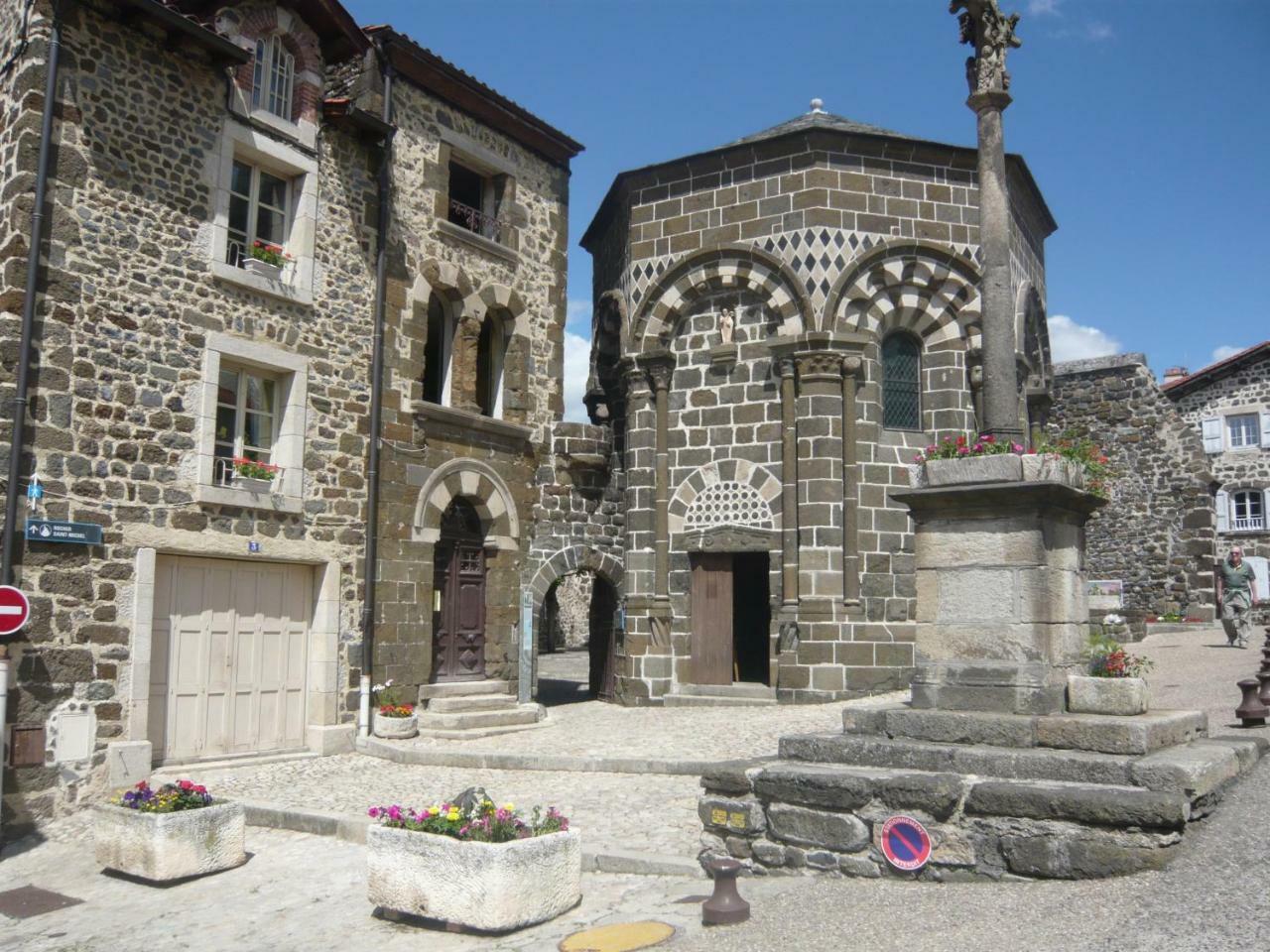 Апартаменты Le Petit Seguret Le Puy-en-Velay Экстерьер фото