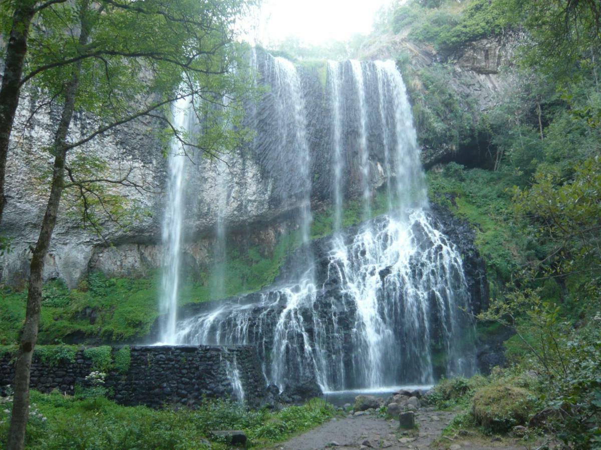 Апартаменты Le Petit Seguret Le Puy-en-Velay Экстерьер фото