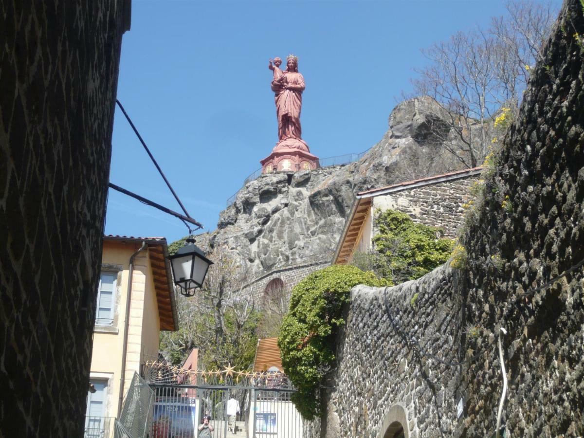 Апартаменты Le Petit Seguret Le Puy-en-Velay Экстерьер фото